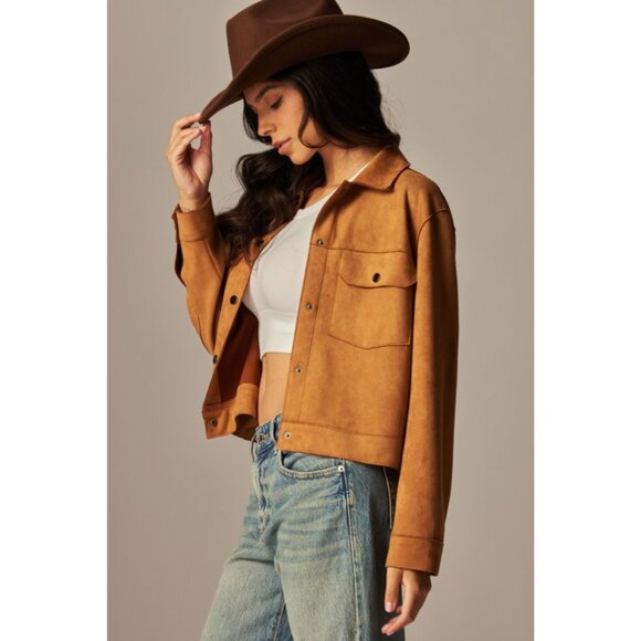 LOVE POEM Camel Vegan Suede Front Pocket Button Closure Collared Trucker Jacket - Picture 4 of 6